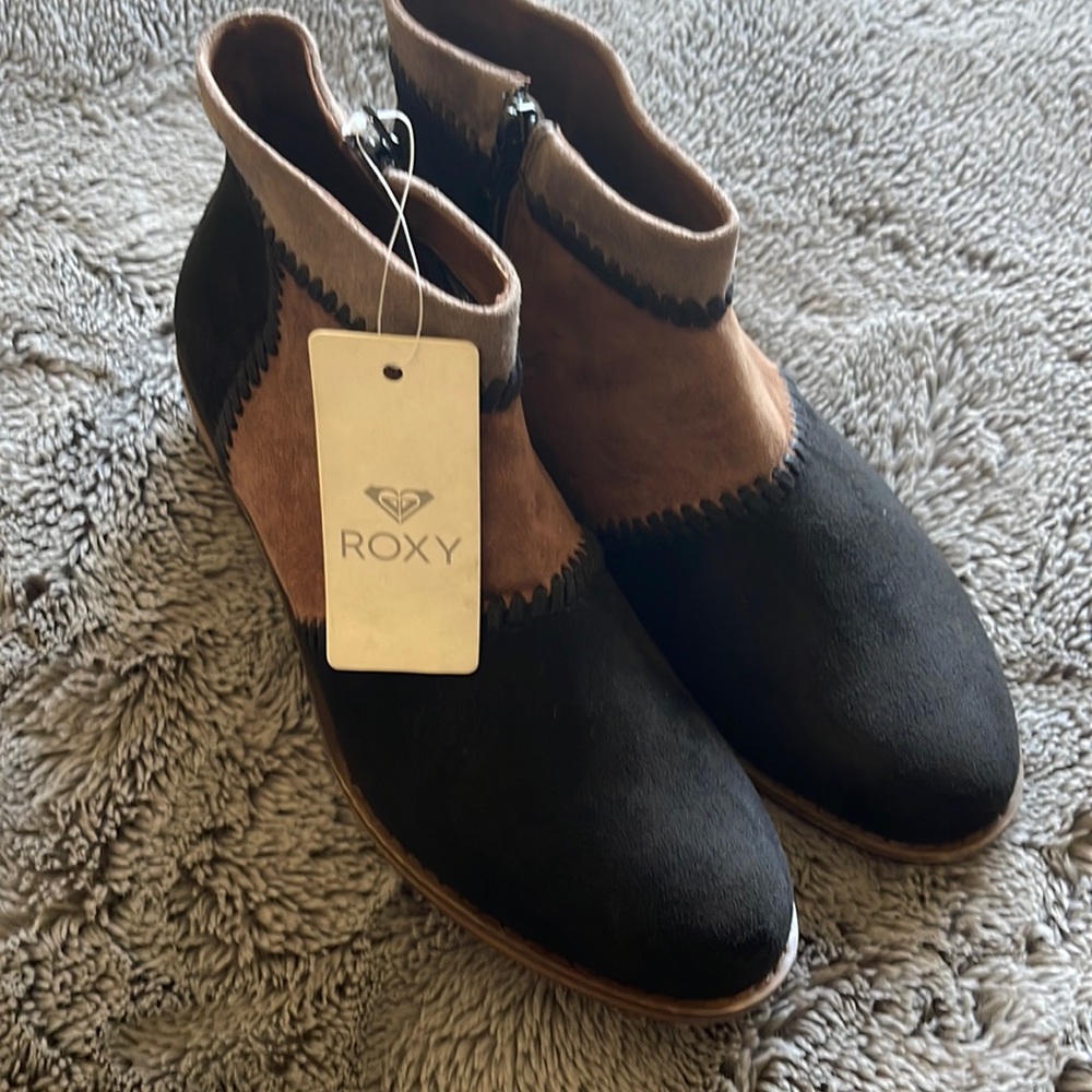 Roxy booties